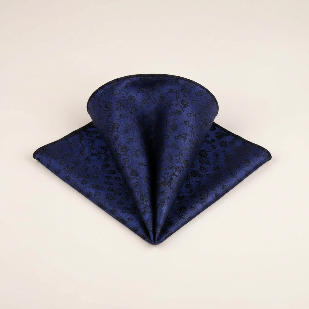 Pañuelo de Bolsillo Jacquard Azul Marino, presentado con luz suave y estilo cuidado